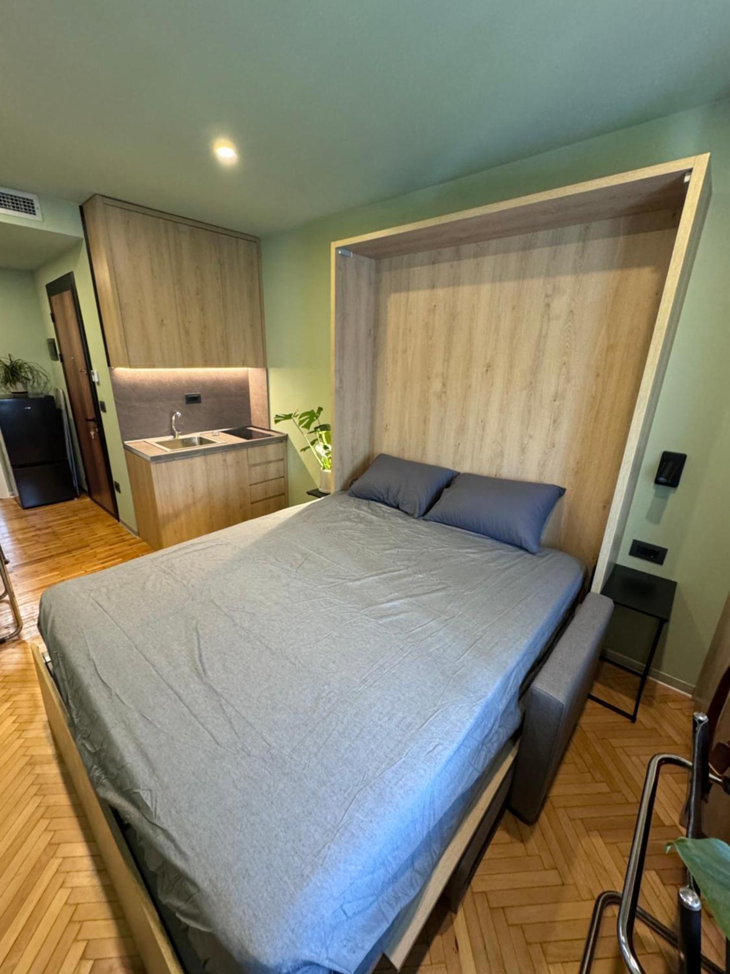 The Hidden Gem Of Blloku Apartment Tiranë Luaran gambar